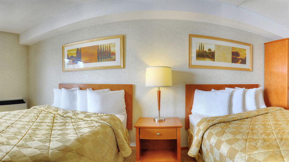 Comfort Inn Belleville Buitenkant foto